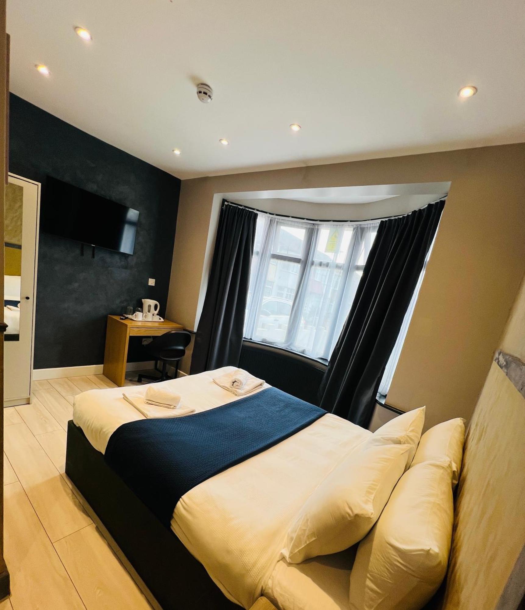 Paragraph Edmonton Palmers Green Exterior foto