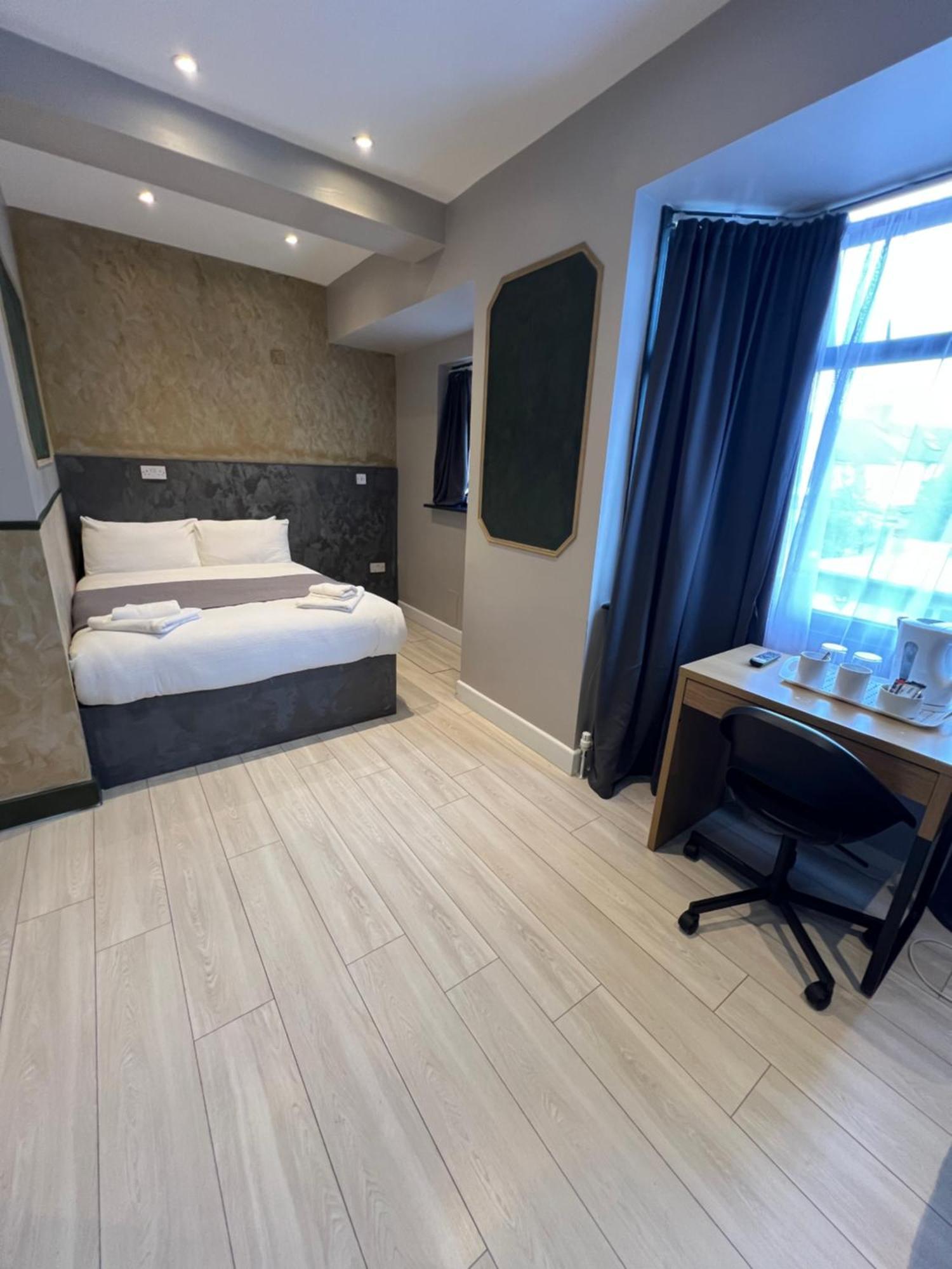 Paragraph Edmonton Palmers Green Exterior foto